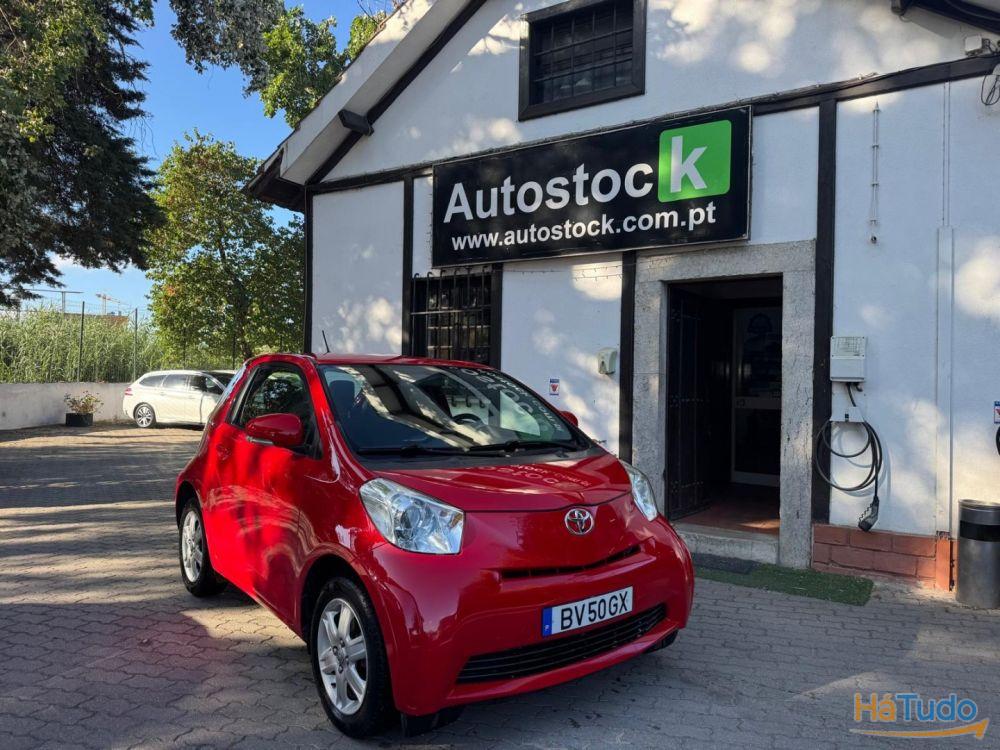 Toyota iQ 1.0 Toyota iQ 1.0