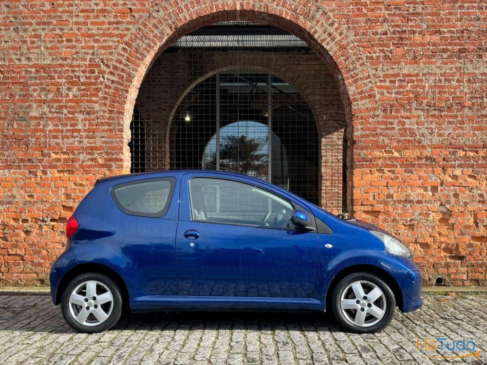 Toyota Aygo 1.0 + AC Toyota Aygo 1.0 + AC