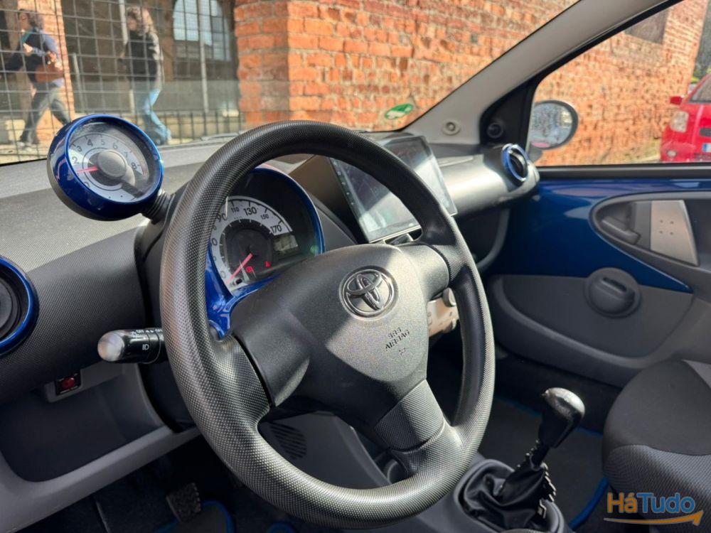 Toyota Aygo 1.0 + AC Toyota Aygo 1.0 + AC