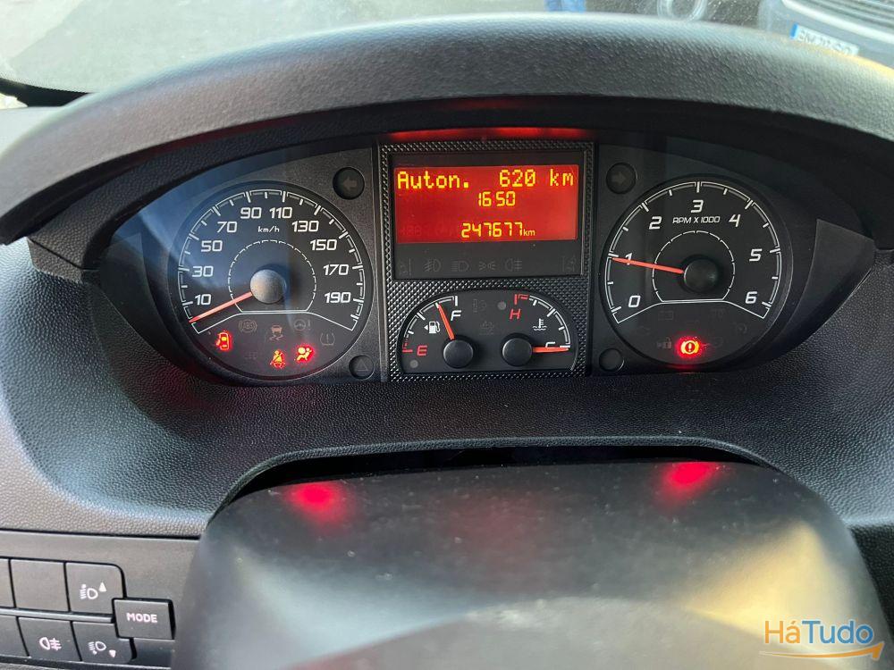 Peugeot Boxer 2.2 HDi 333 L2 CD Peugeot Boxer 2.2 HDi 333 L2 CD