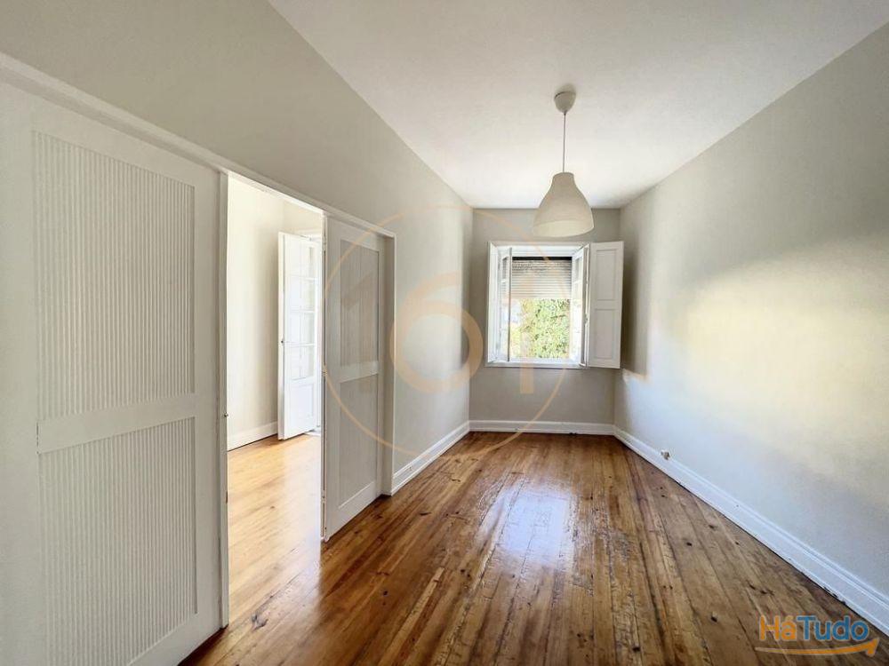 Moradia T3 geminada em Cedofeita Moradia T3 geminada em Cedofeita