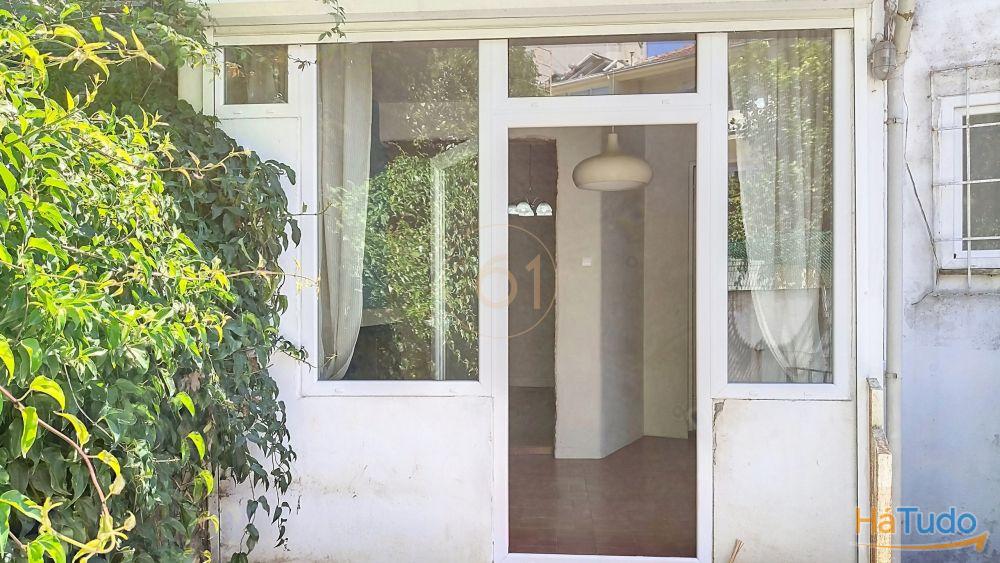 Moradia T3 geminada em Cedofeita Moradia T3 geminada em Cedofeita