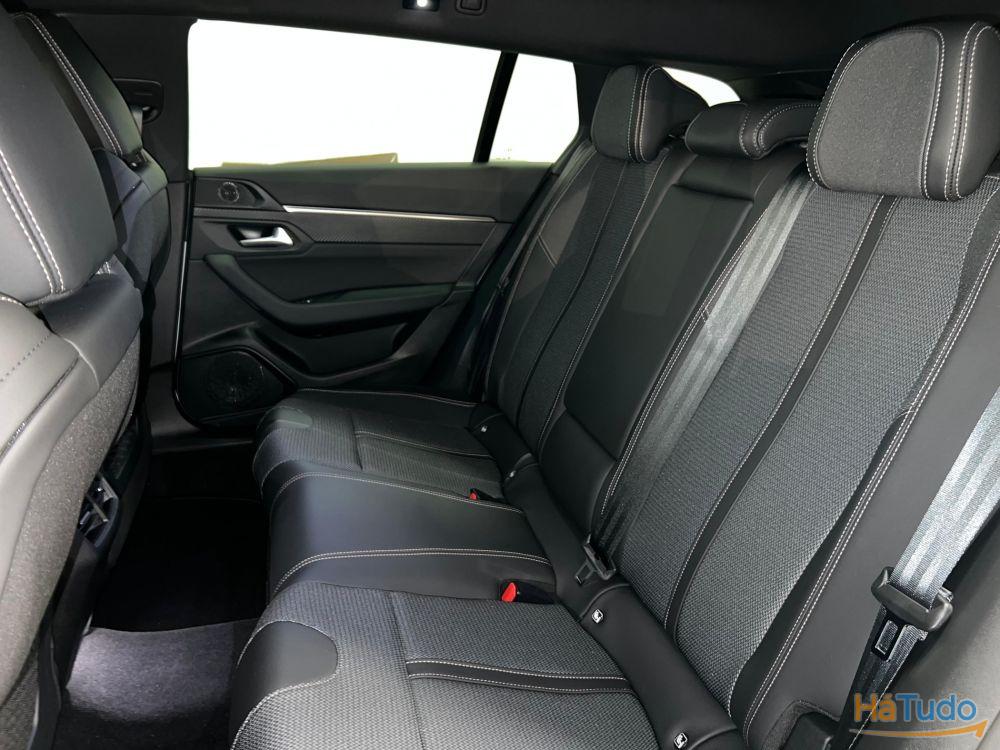 Peugeot 508 SW 1.6 Hybrid Allure e-EAT8 Peugeot 508 SW 1.6 Hybrid Allure e-EAT8