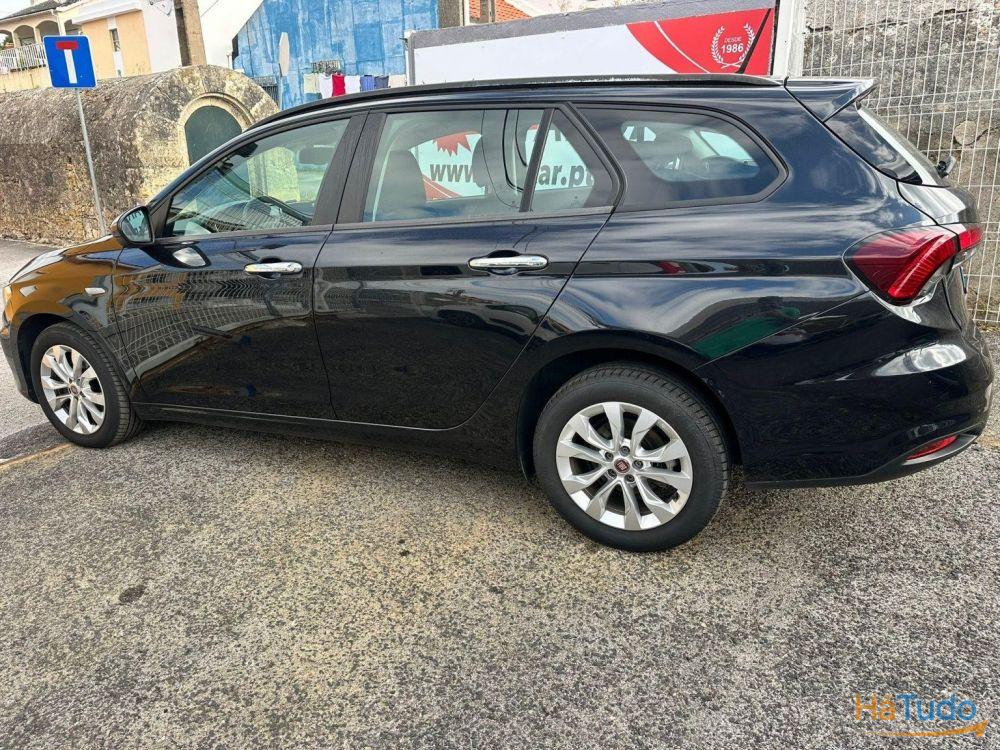 Fiat Tipo Station Wagon 1.3 M-Jet Lounge Fiat Tipo Station Wagon 1.3 M-Jet Lounge