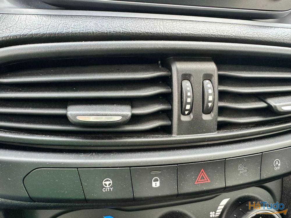 Fiat Tipo Station Wagon 1.3 M-Jet Lounge Fiat Tipo Station Wagon 1.3 M-Jet Lounge