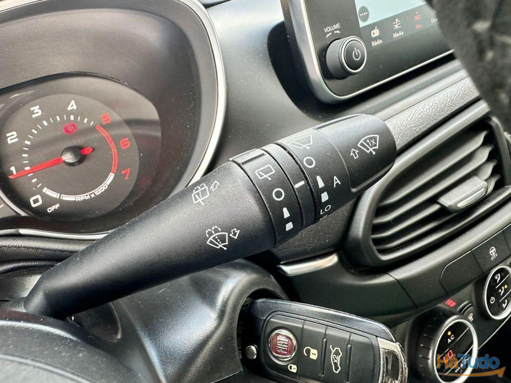 Fiat Tipo Station Wagon 1.3 M-Jet Lounge Fiat Tipo Station Wagon 1.3 M-Jet Lounge