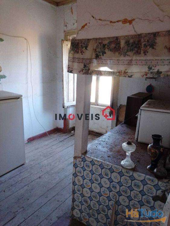 Moradia em Quintinha - Santarém (São Vicente do Paul e Vale de Figueira) Moradia em Quintinha - Santarém (São Vicente do Paul e Vale de Figueira)