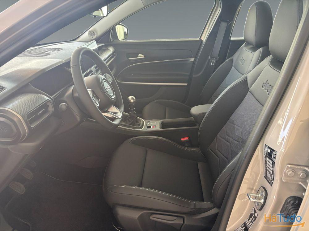 Jeep Avenger 1.2 GSE T3 Altitude Jeep Avenger 1.2 GSE T3 Altitude