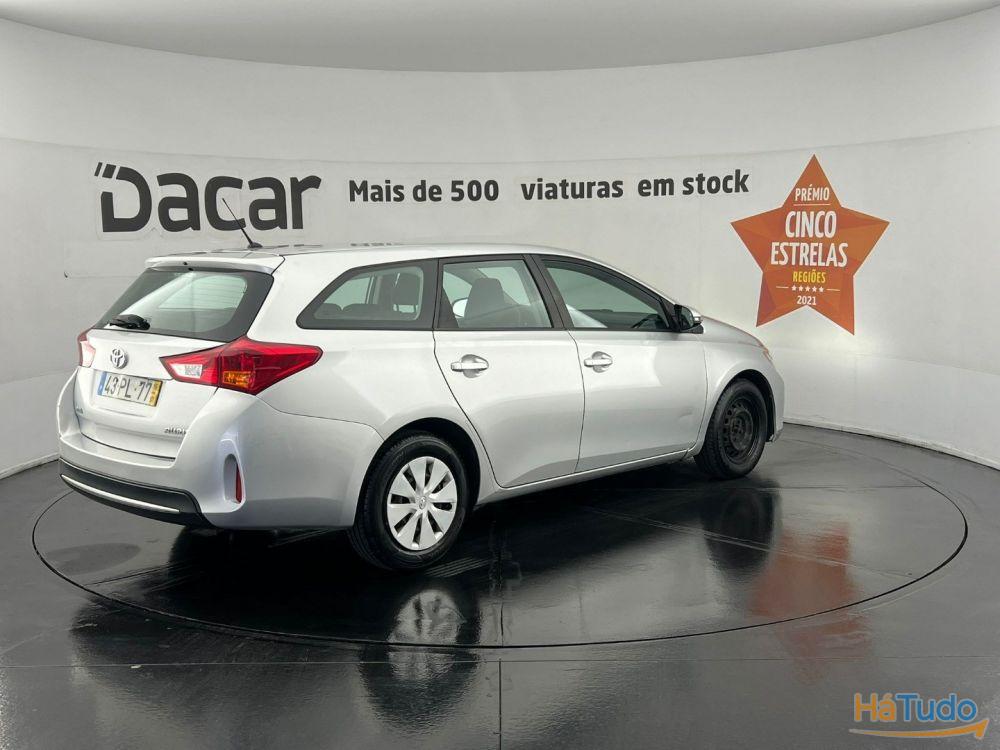 Toyota Auris Touring Sports 1.4 D-4D ACTIVE Toyota Auris Touring Sports 1.4 D-4D ACTIVE