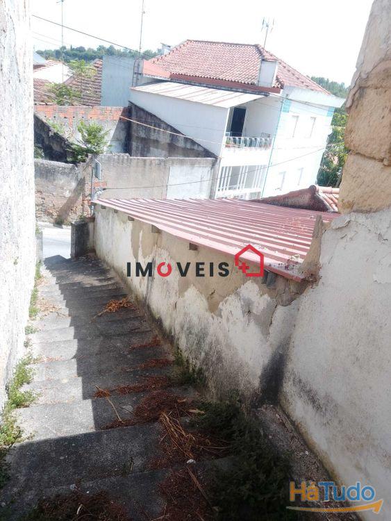 Casa T3 2 pisos para Recuperar Casa T3 2 pisos para Recuperar