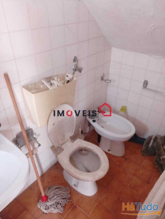 Casa T3 2 pisos para Recuperar Casa T3 2 pisos para Recuperar