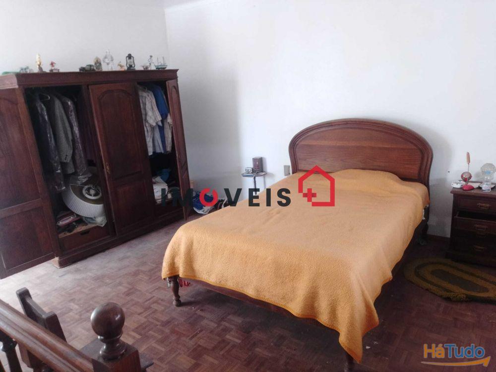 Casa T3 2 pisos para Recuperar Casa T3 2 pisos para Recuperar