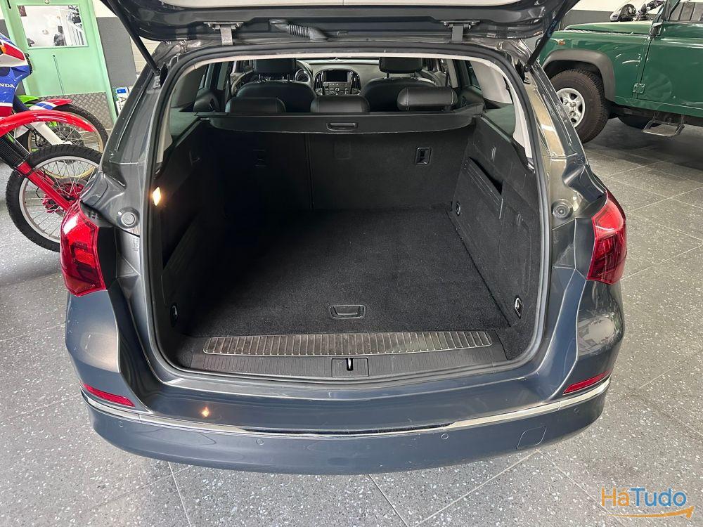 Opel Astra Sports Tourer 1.6 CDTi Cosmo S/S Opel Astra Sports Tourer 1.6 CDTi Cosmo S/S