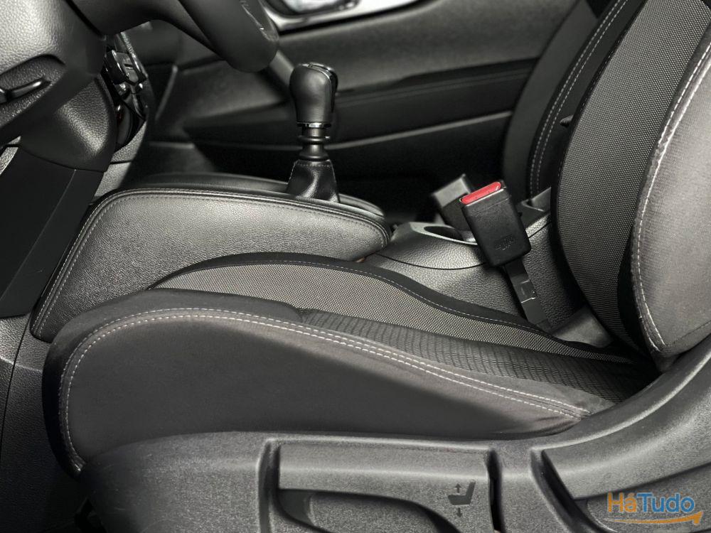 Nissan Qashqai 1.5 dCi N-Connecta Nissan Qashqai 1.5 dCi N-Connecta