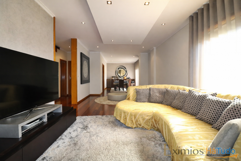 Moradia V3 com garagem, em Aguçadoura Moradia V3 com garagem, em Aguçadoura