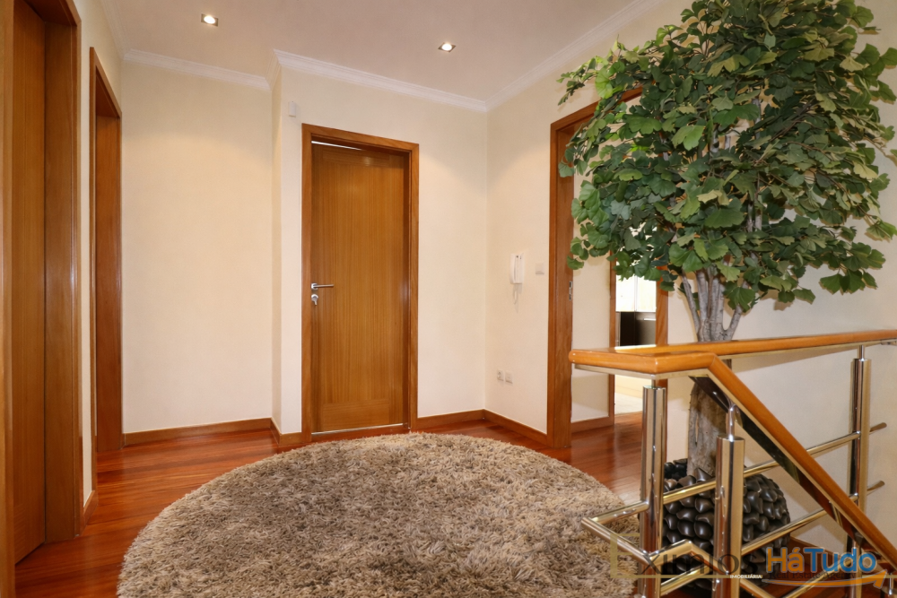 Moradia V3 com garagem, em Aguçadoura Moradia V3 com garagem, em Aguçadoura