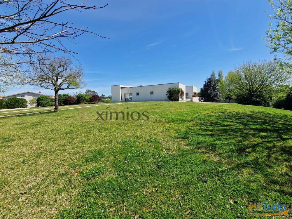 Moradia isolada V5, com piscina aquecida, na Póvoa de Varzim Moradia isolada V5, com piscina aquecida, na Póvoa de Varzim