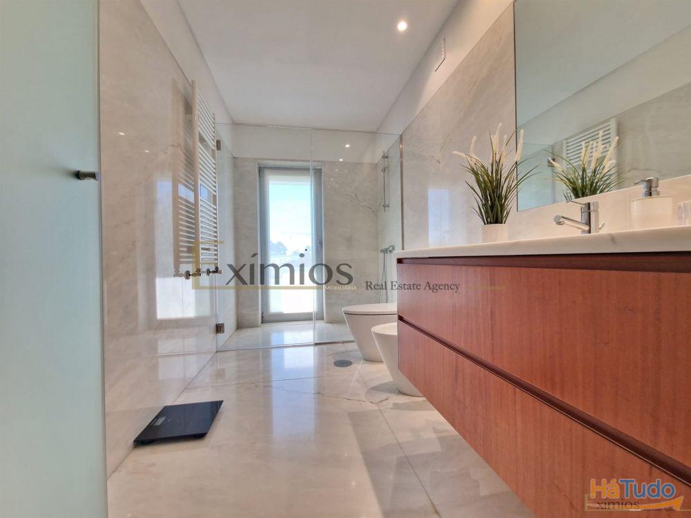 Moradia isolada V5, com piscina aquecida, na Póvoa de Varzim Moradia isolada V5, com piscina aquecida, na Póvoa de Varzim