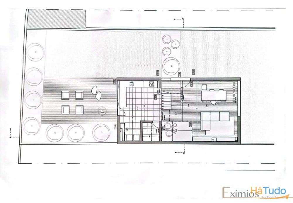 Moradia isolada V2+1 de arquitetura moderna, em Argivai Moradia isolada V2+1 de arquitetura moderna, em Argivai
