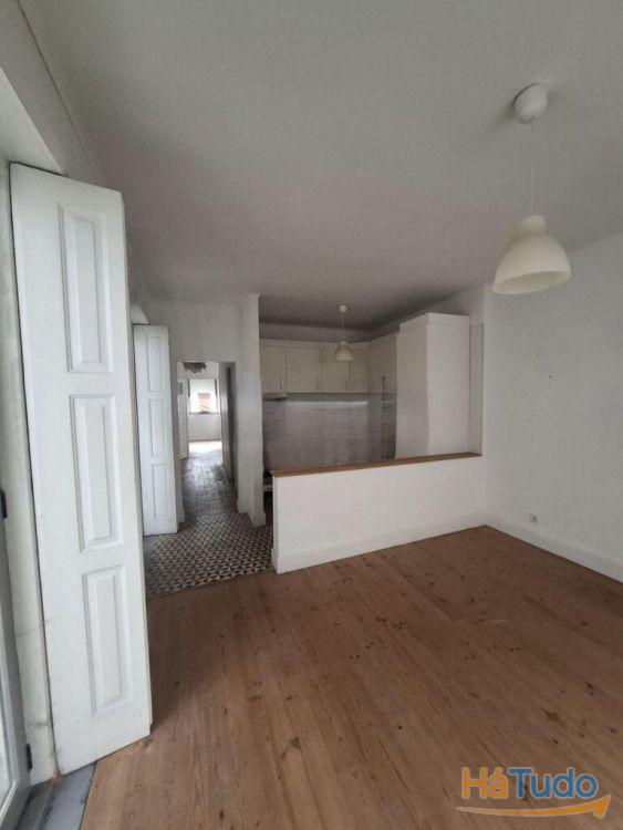 Vende se Prédio- Porto Vende se Prédio- Porto