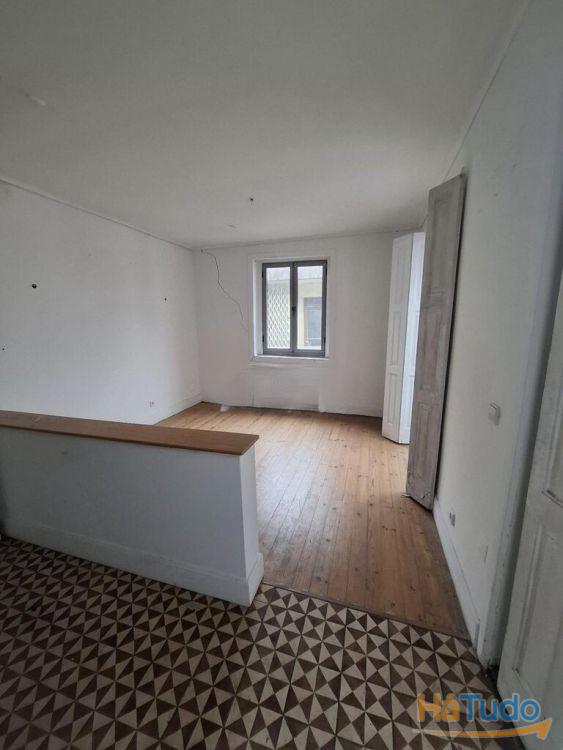 Vende se Prédio- Porto Vende se Prédio- Porto
