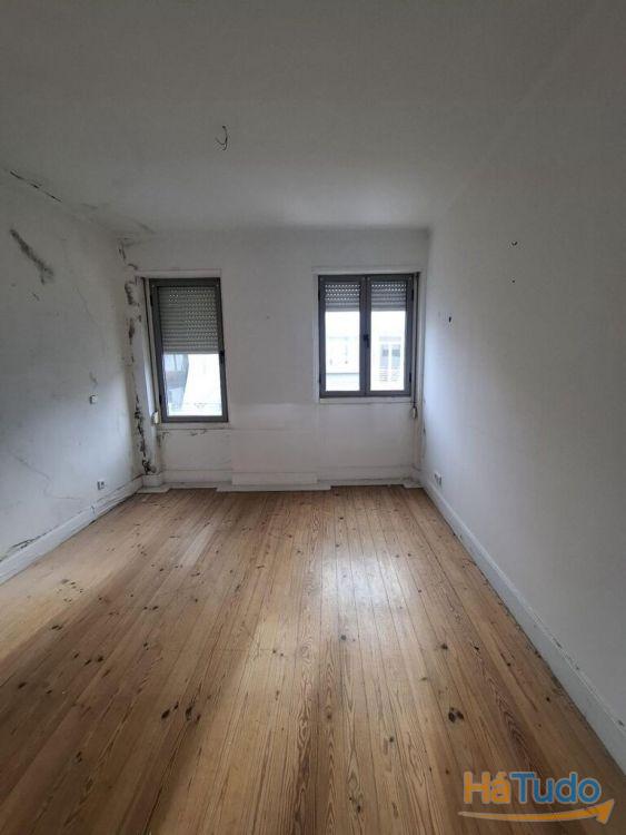 Vende se Prédio- Porto Vende se Prédio- Porto