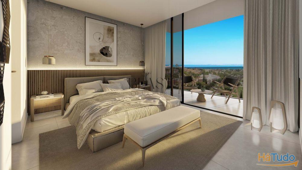 Apartamento T2 com 201m2 de área bruta, terraço, piscina, ginásio, exclusivo condomínio privado | Carvoeiro Algarve. Apartamento T2 com 201m2 de área bruta, terraço, piscina, ginásio, exclusivo condomínio privado | Carvoeiro Algarve.