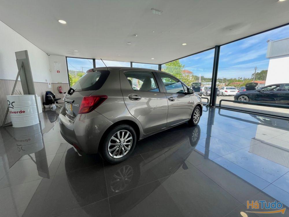 Toyota Yaris 1.0 VVT-i Comfort Toyota Yaris 1.0 VVT-i Comfort