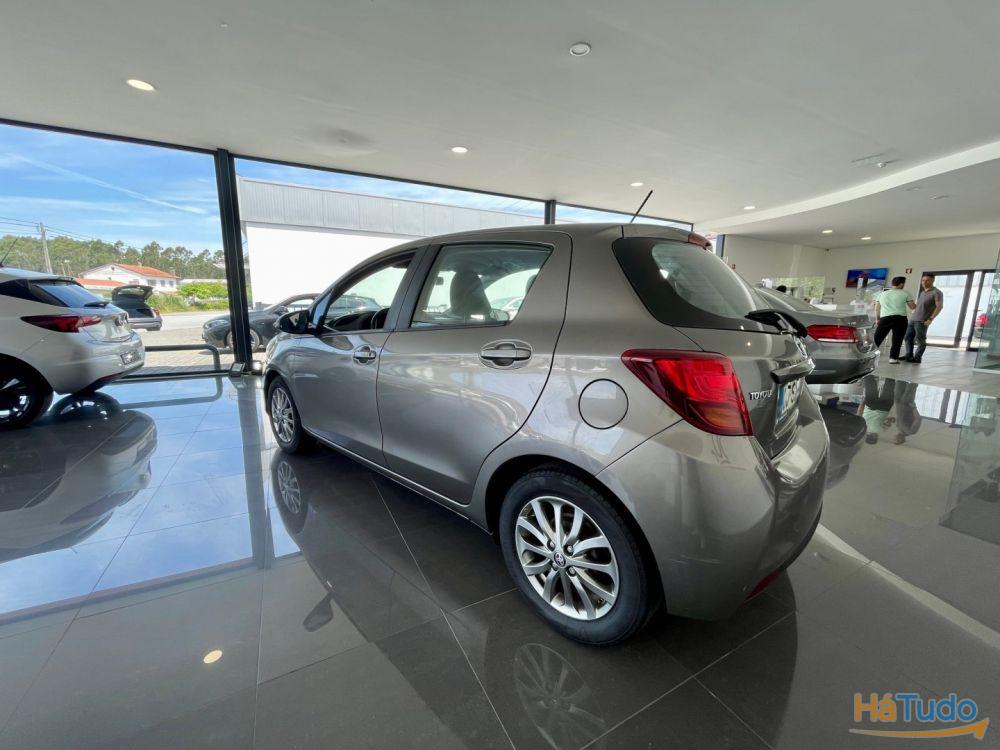 Toyota Yaris 1.0 VVT-i Comfort Toyota Yaris 1.0 VVT-i Comfort