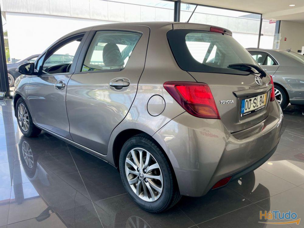 Toyota Yaris 1.0 VVT-i Comfort Toyota Yaris 1.0 VVT-i Comfort