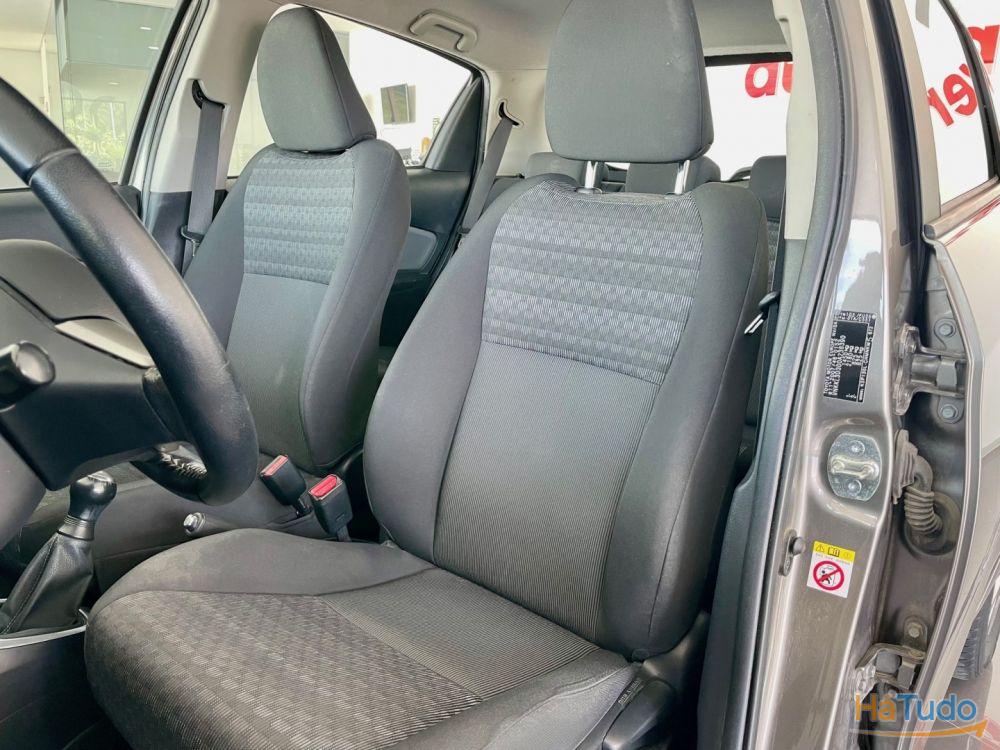 Toyota Yaris 1.0 VVT-i Comfort Toyota Yaris 1.0 VVT-i Comfort