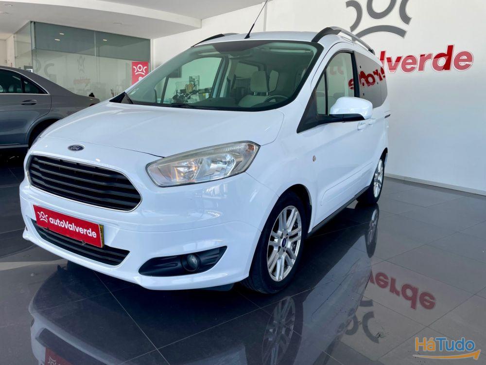 Ford Courier EcoBoost Titanium Ford Courier EcoBoost Titanium