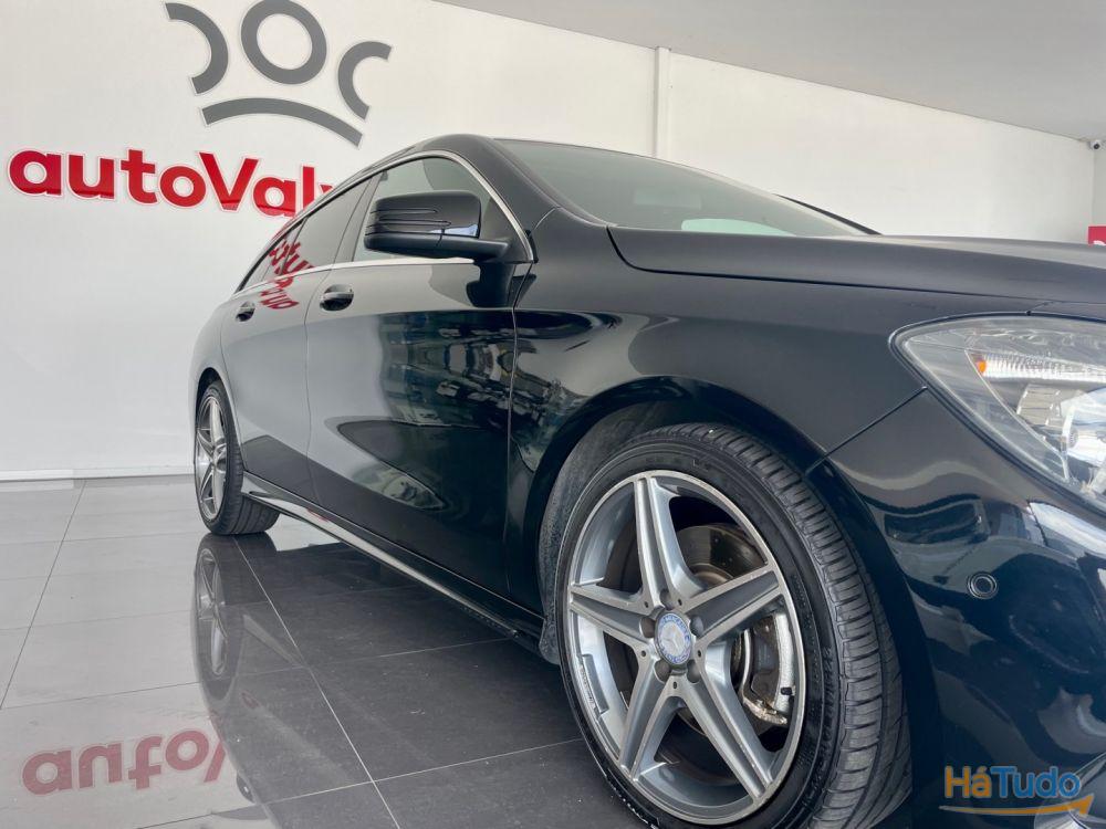 Mercedes-Benz CLA 220 Shooting Brake d 4Matic 7G-DCT AMG Line Mercedes-Benz CLA 220 Shooting Brake d 4Matic 7G-DCT AMG Line