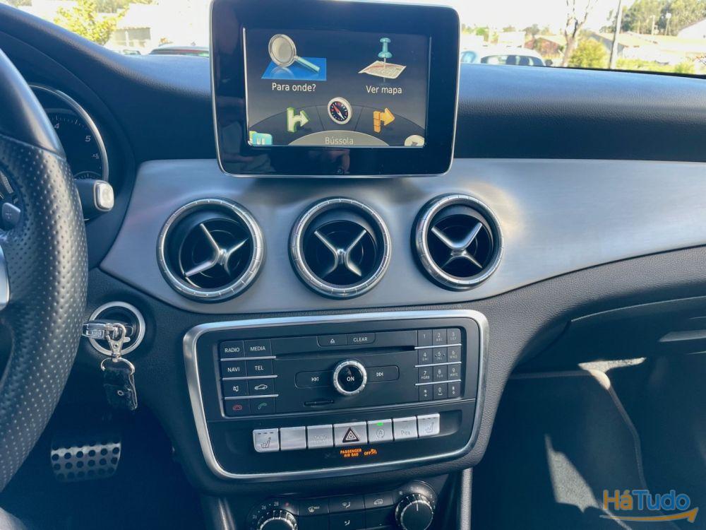 Mercedes-Benz CLA 220 Shooting Brake d 4Matic 7G-DCT AMG Line Mercedes-Benz CLA 220 Shooting Brake d 4Matic 7G-DCT AMG Line