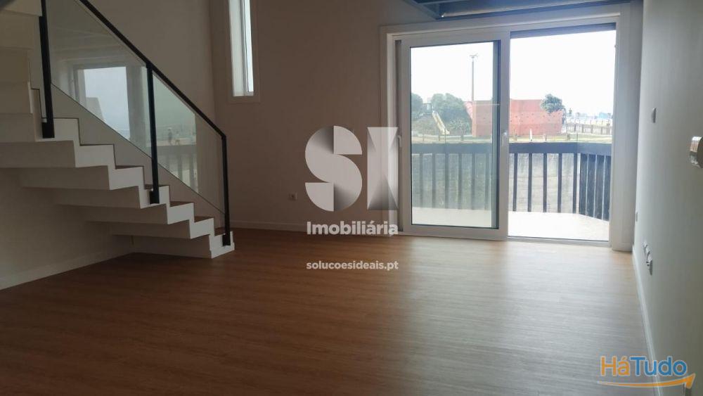 Moradia em Banda T3 1ª linha praia Moradia em Banda T3 1ª linha praia