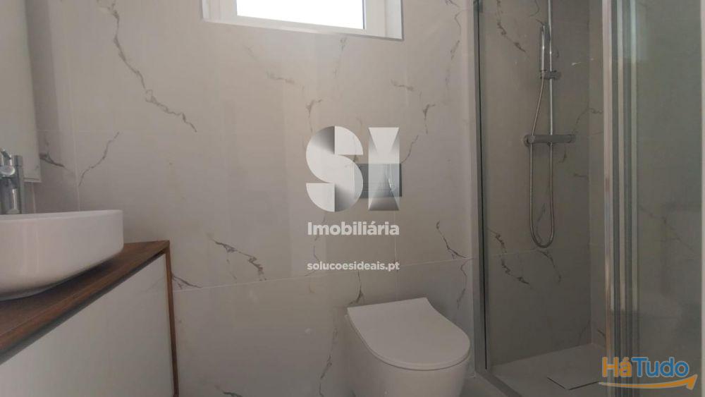 Moradia em Banda T3 1ª linha praia Moradia em Banda T3 1ª linha praia