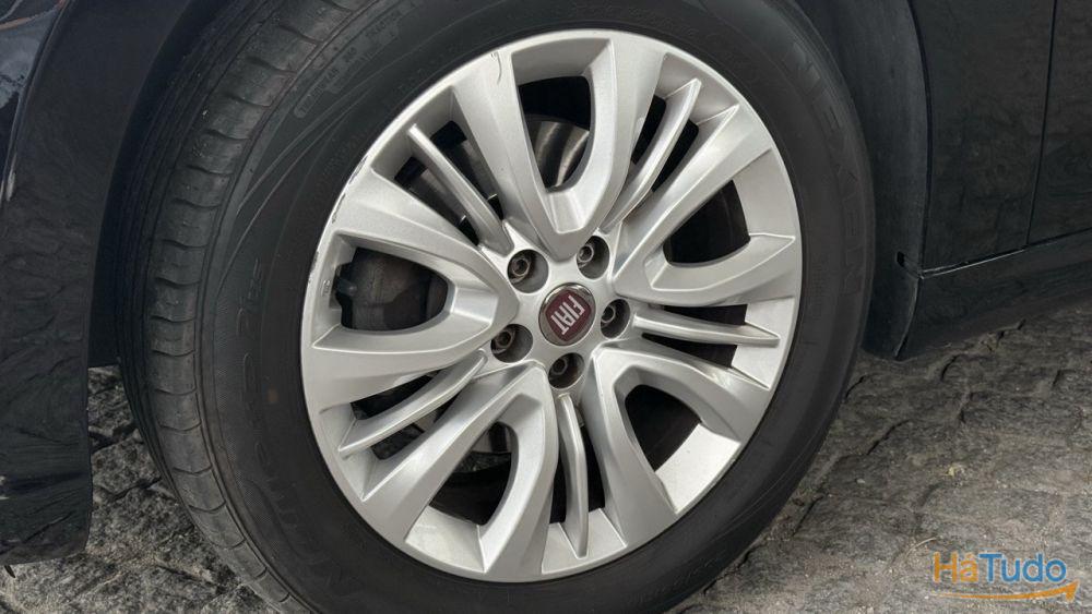 Fiat Tipo Sedan 1.4 Easy Fiat Tipo Sedan 1.4 Easy