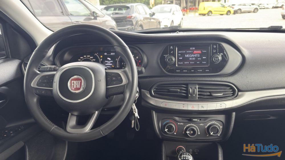 Fiat Tipo Sedan 1.4 Easy Fiat Tipo Sedan 1.4 Easy