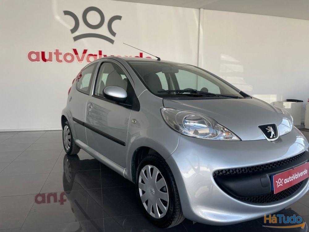 Peugeot 107 1.0 Urban Peugeot 107 1.0 Urban