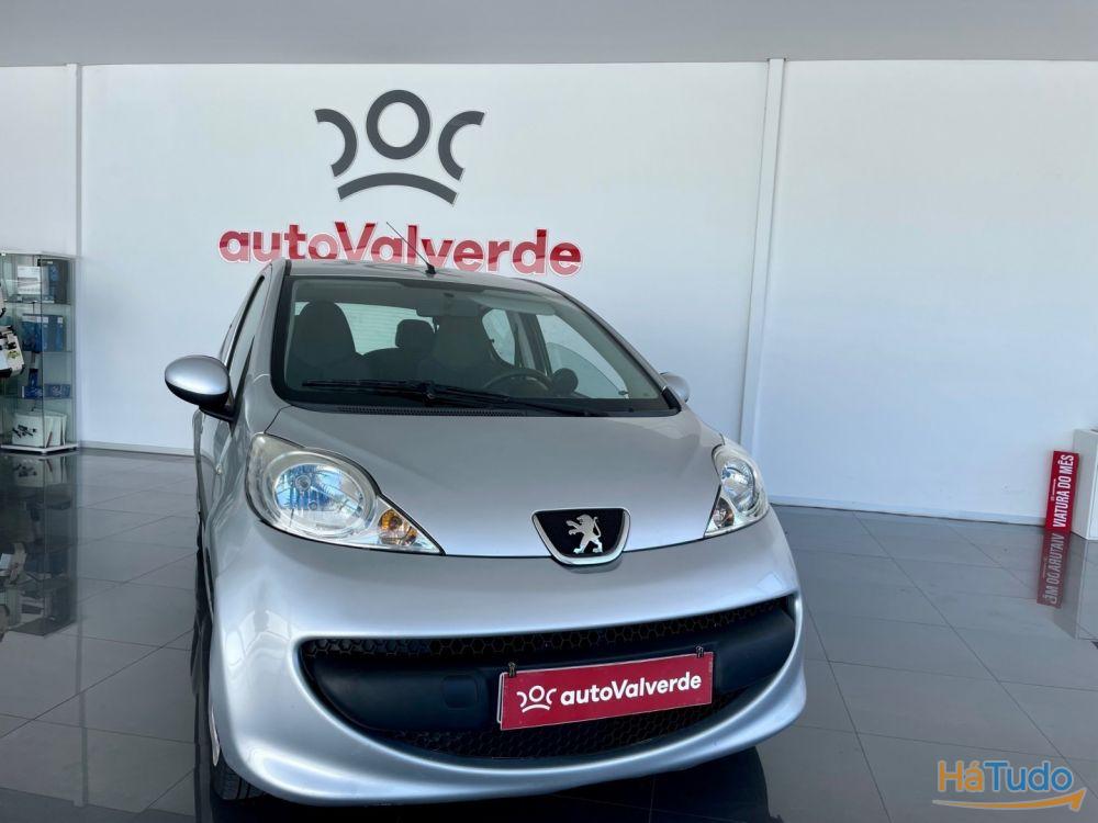 Peugeot 107 1.0 Urban Peugeot 107 1.0 Urban