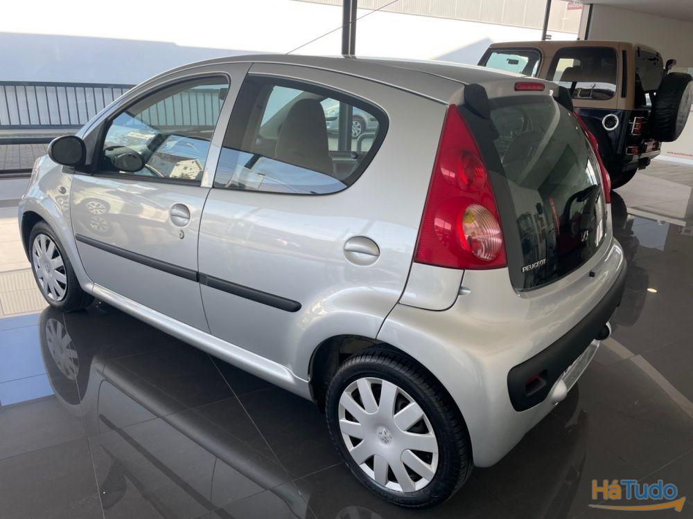 Peugeot 107 1.0 Urban Peugeot 107 1.0 Urban