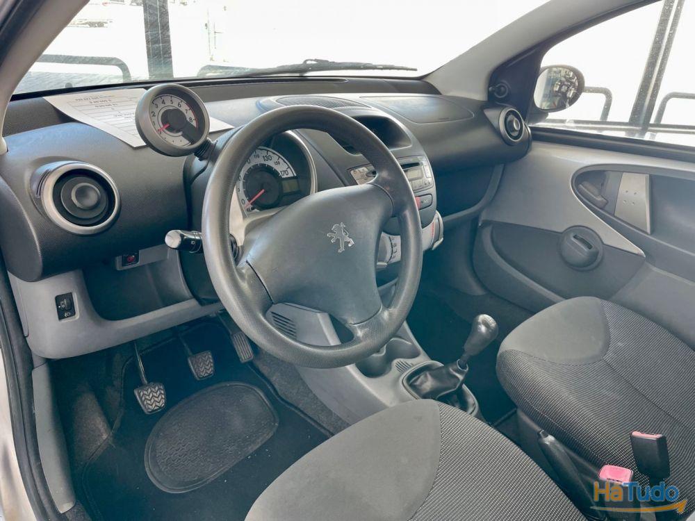 Peugeot 107 1.0 Urban Peugeot 107 1.0 Urban