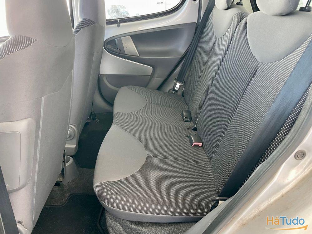 Peugeot 107 1.0 Urban Peugeot 107 1.0 Urban