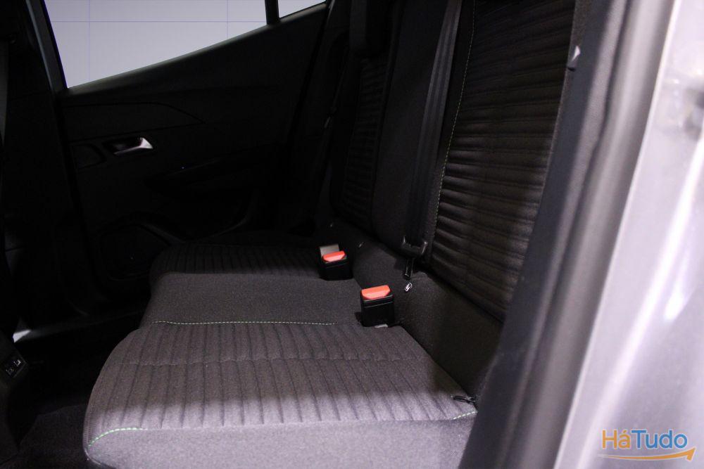 Peugeot e-2008 50 kWh Active Peugeot e-2008 50 kWh Active