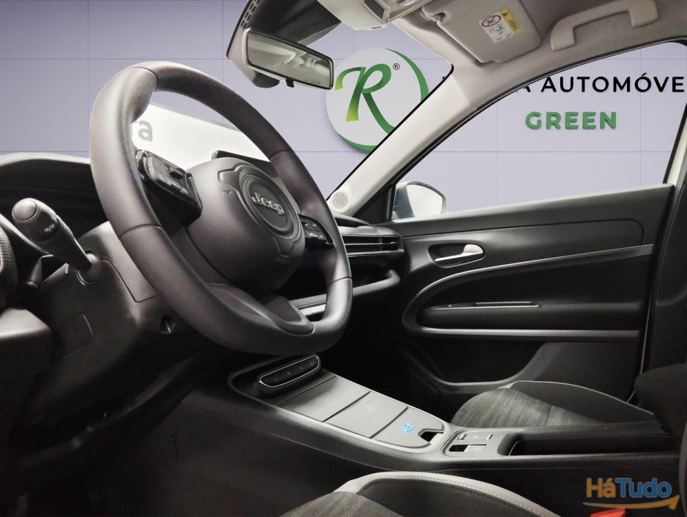 Jeep Avenger LONGITUDE 51 kWh Jeep Avenger LONGITUDE 51 kWh