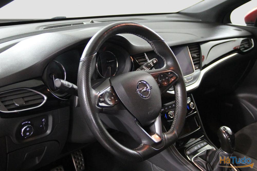 Opel Astra 1.2 T Ultimate S/S Opel Astra 1.2 T Ultimate S/S