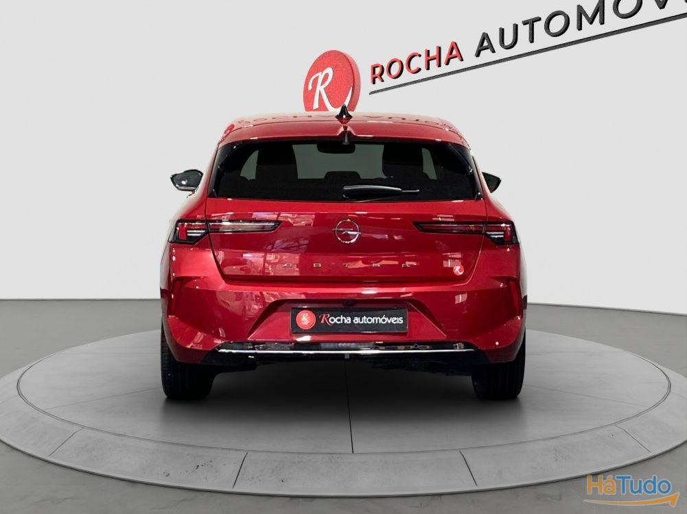 Opel Astra 1.5 D Elegance Aut. Opel Astra 1.5 D Elegance Aut.