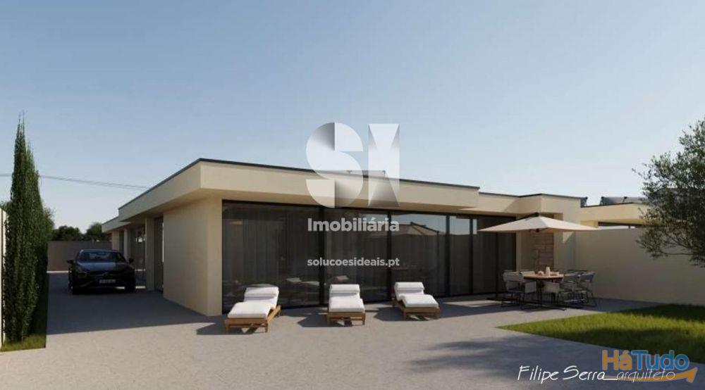 Moradia térrea em constução Moradia térrea em constução