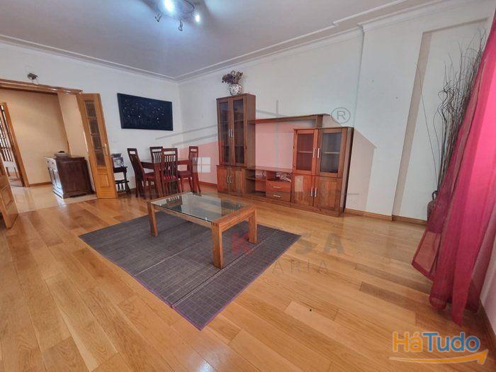 Apartamento T3 - Prior Velho Apartamento T3 - Prior Velho