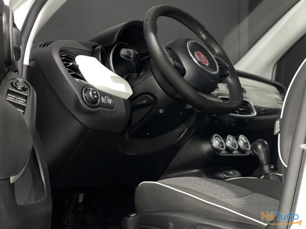 Fiat 500X 1.6 MJ Lounge DCT S&S Fiat 500X 1.6 MJ Lounge DCT S&S